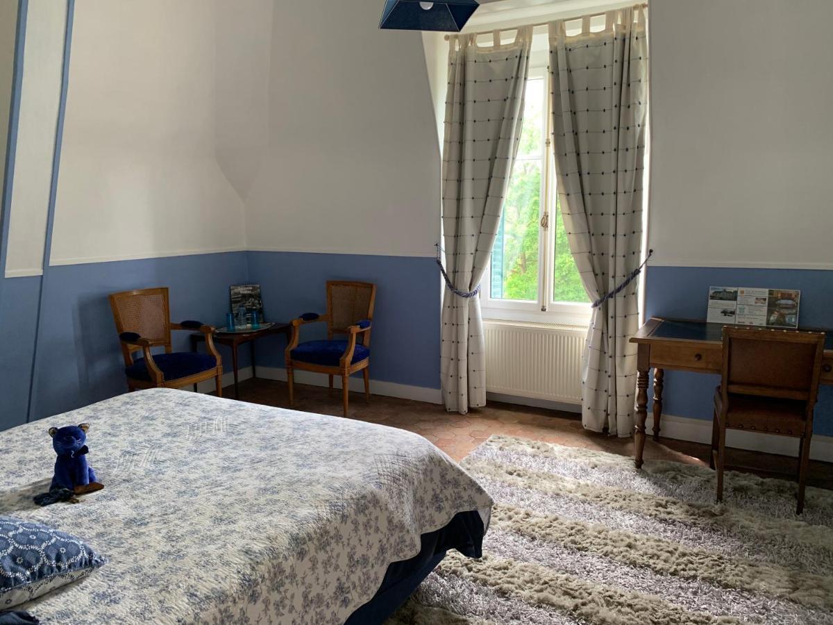 Chateau Le Barreau - Chambres D'Hotes Chemilly-sur-Yonne Pokoj fotografie