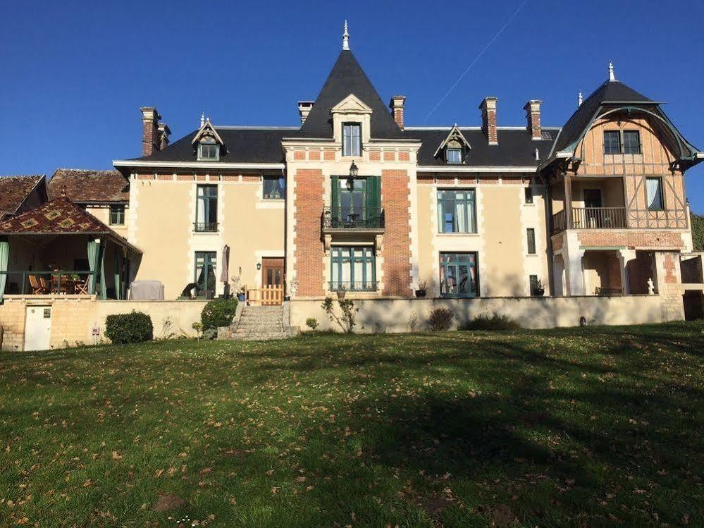Chateau Le Barreau - Chambres D'Hotes Chemilly-sur-Yonne Exteriér fotografie